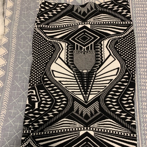 Two piece set - Picture 3 of 3